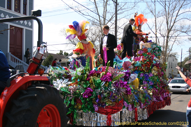 Krewe-of-Mid-City-2010-Mardi-Gras-New-Orleans-Carnival-9036