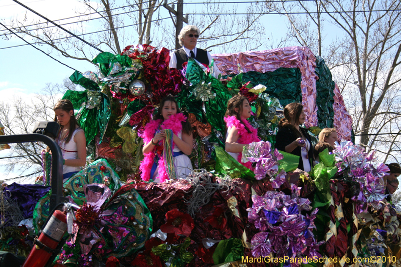 Krewe-of-Mid-City-2010-Mardi-Gras-New-Orleans-Carnival-9053