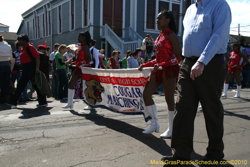 Krewe-of-Mid-City-2010-Mardi-Gras-New-Orleans-Carnival-9060