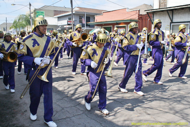 Krewe-of-Mid-City-2011-0012