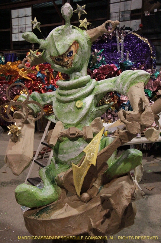 Krewe-of-Mid-City-Den-2013-1081