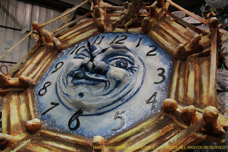 Krewe-of-Mid-City-Den-2013-1084