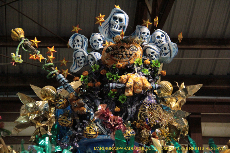 Krewe-of-Mid-City-Den-2013-1087