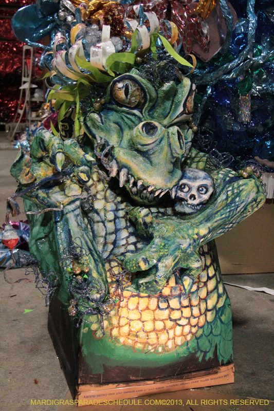 Krewe-of-Mid-City-Den-2013-1099