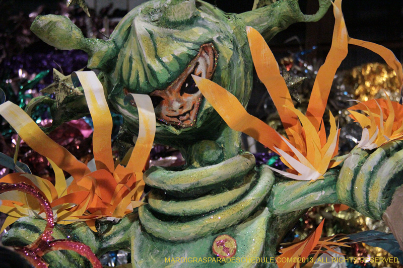 Krewe-of-Mid-City-Den-2013-1105