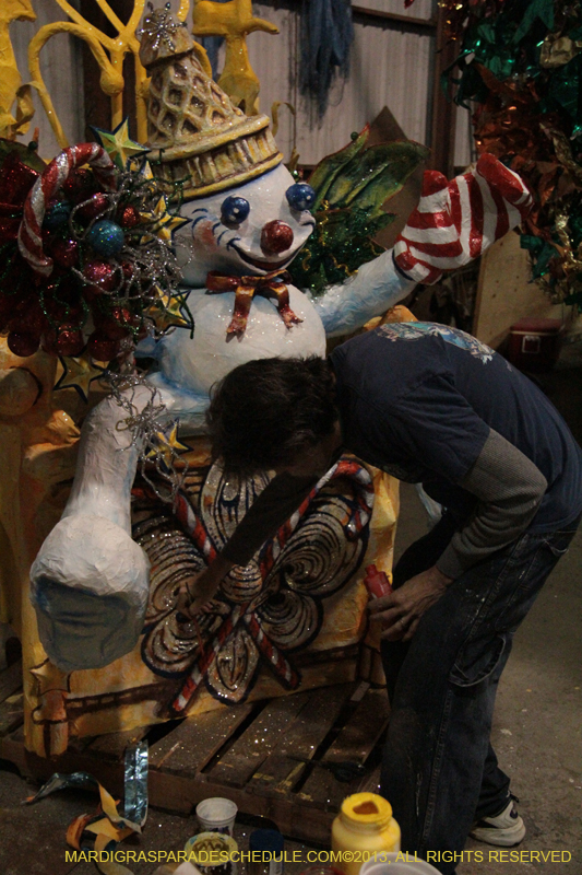 Krewe-of-Mid-City-Den-2013-1117