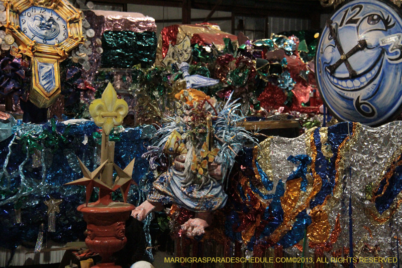 Krewe-of-Mid-City-Den-2013-1131