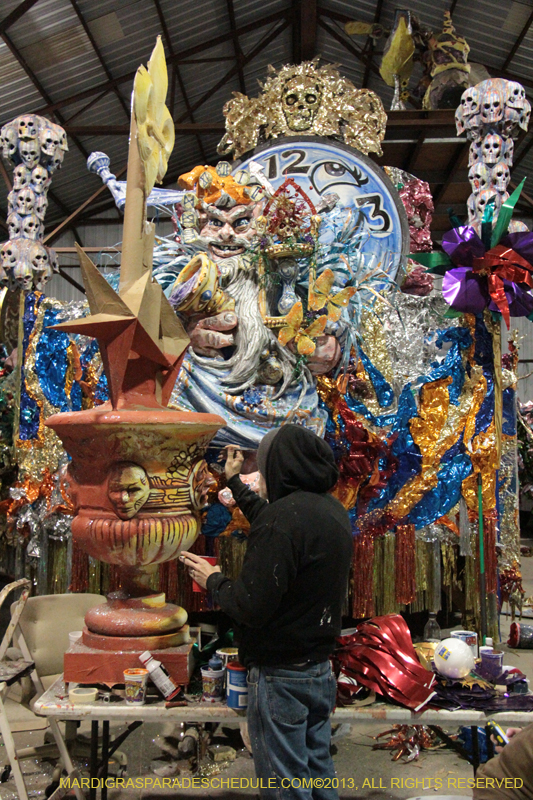 Krewe-of-Mid-City-Den-2013-1138