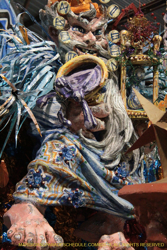 Krewe-of-Mid-City-Den-2013-1140