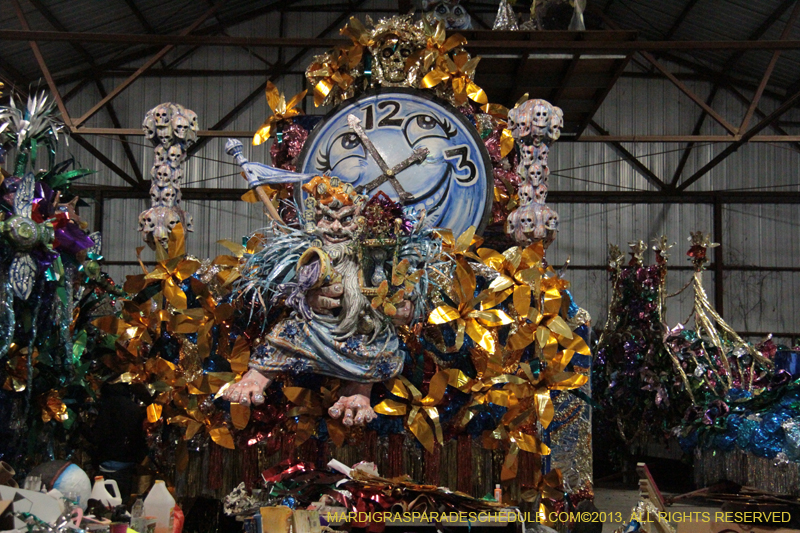 Krewe-of-Mid-City-Den-2013-1147