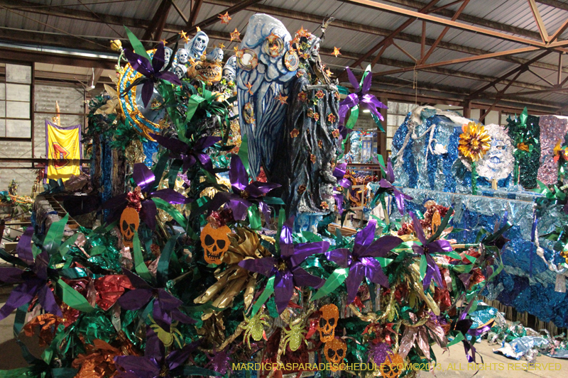 Krewe-of-Mid-City-Den-2013-1152