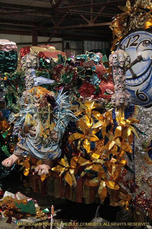 Krewe-of-Mid-City-Den-2013-1160