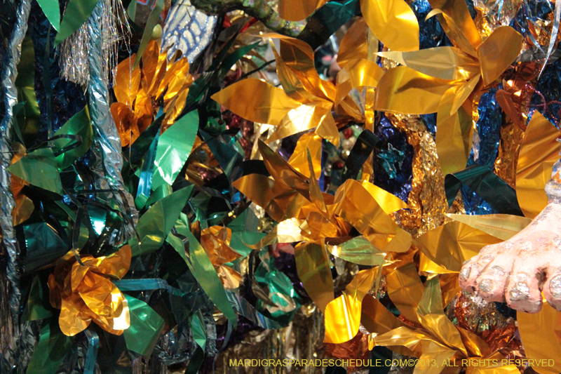 Krewe-of-Mid-City-Den-2013-1165