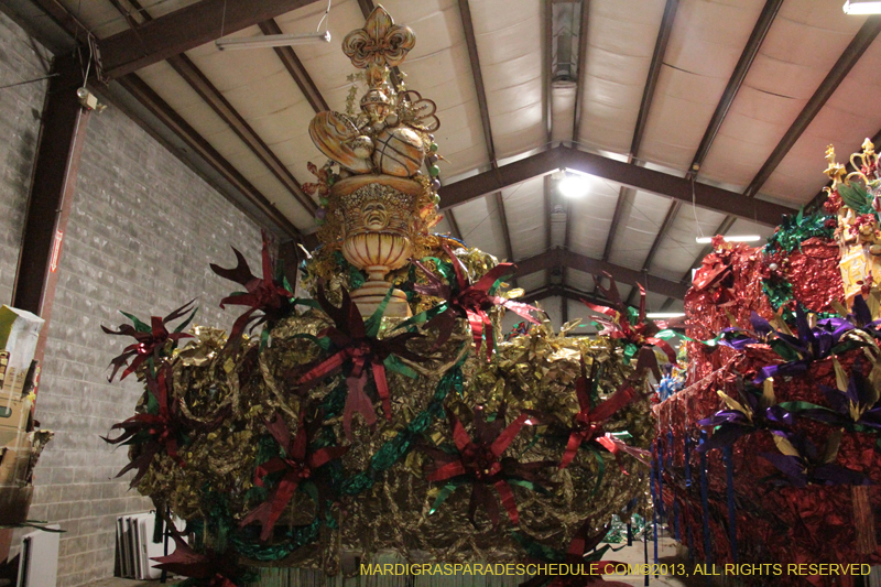 Krewe-of-Mid-City-Den-2013-1170