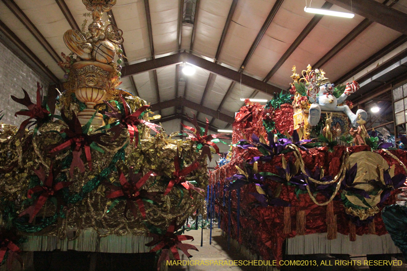 Krewe-of-Mid-City-Den-2013-1173