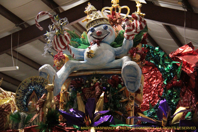 Krewe-of-Mid-City-Den-2013-1175