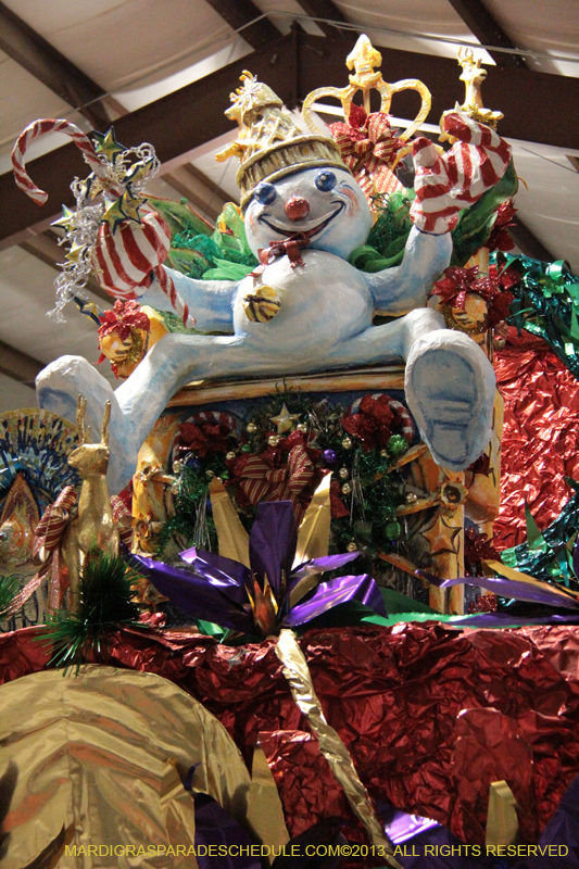Krewe-of-Mid-City-Den-2013-1176