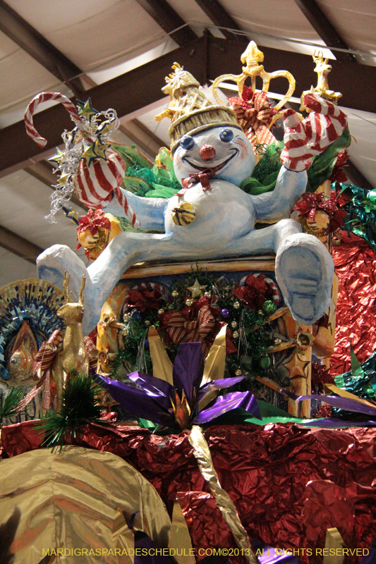 Krewe-of-Mid-City-Den-2013-1177