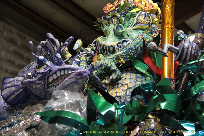 Krewe-of-Mid-City-Den-2013-1180