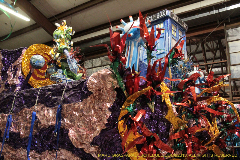 Krewe-of-Mid-City-Den-2013-1186