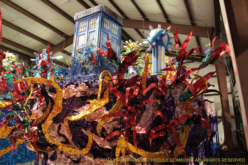 Krewe-of-Mid-City-Den-2013-1188