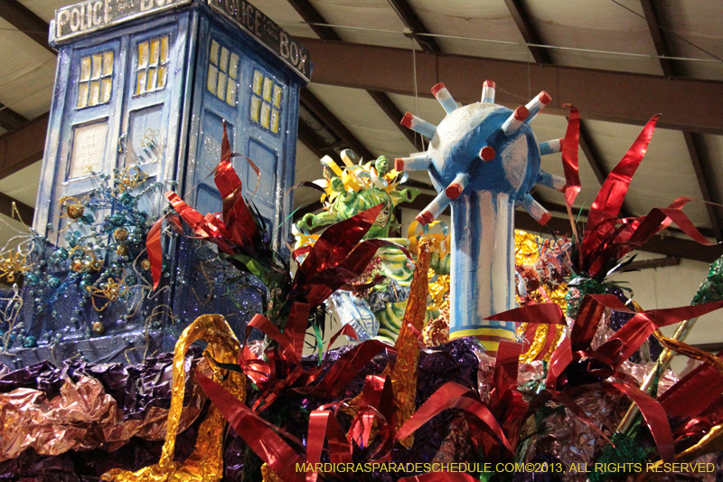 Krewe-of-Mid-City-Den-2013-1189