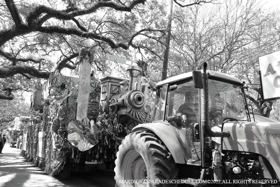 Krewe-of-Mid-City-00037-2022