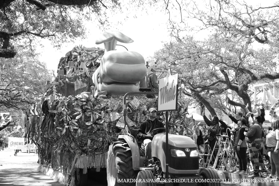 Krewe-of-Mid-City-00048-2022