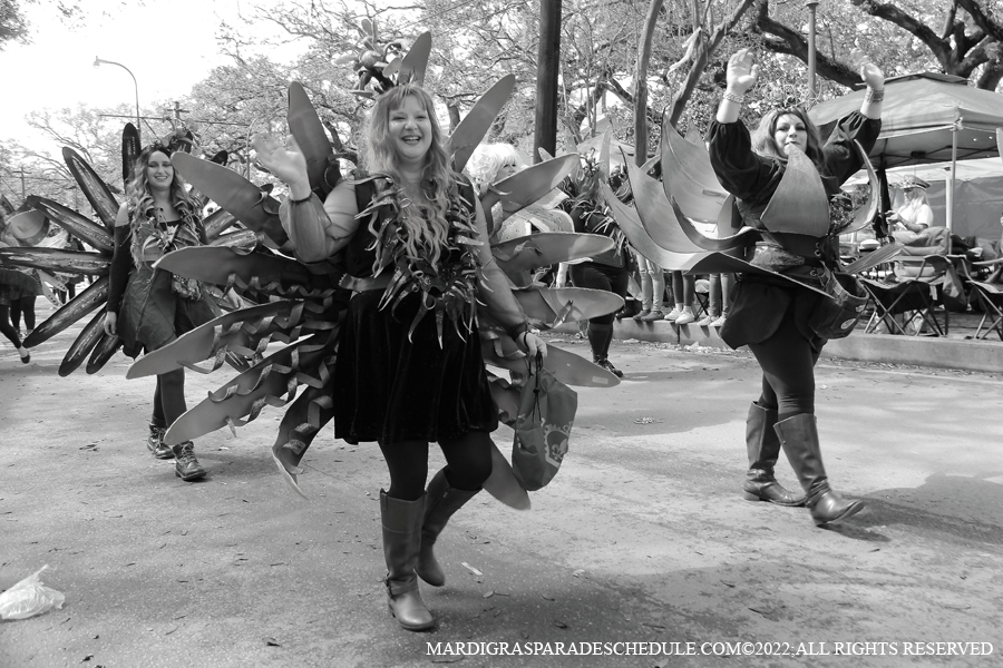 Krewe-of-Mid-City-00054-2022