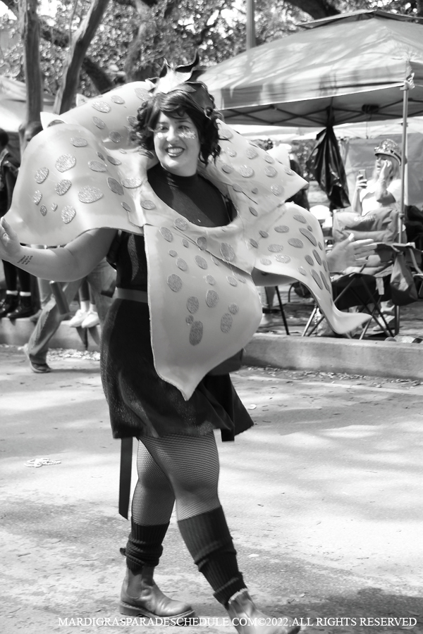 Krewe-of-Mid-City-00059-2022