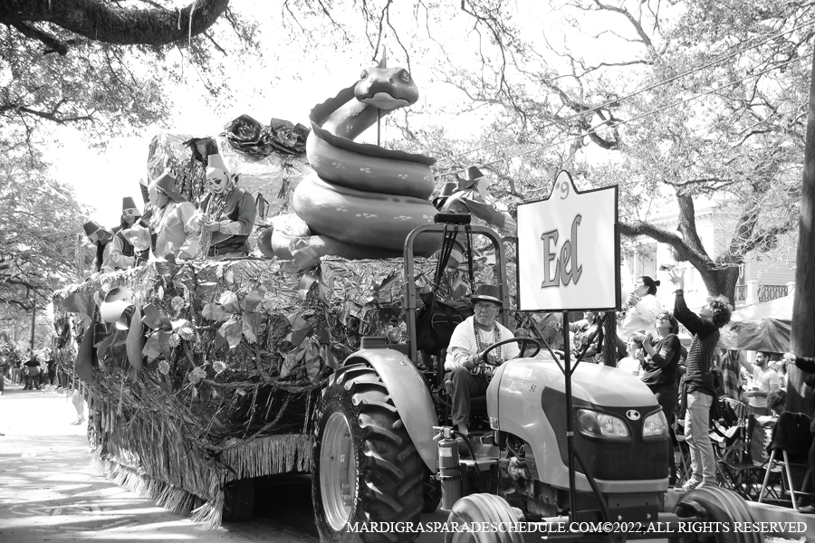 Krewe-of-Mid-City-00060-2022