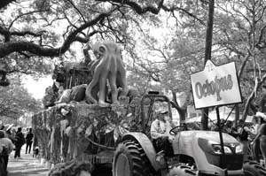 Krewe-of-Mid-City-00074-2022