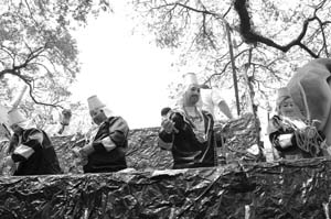 Krewe-of-Mid-City-00084-2022