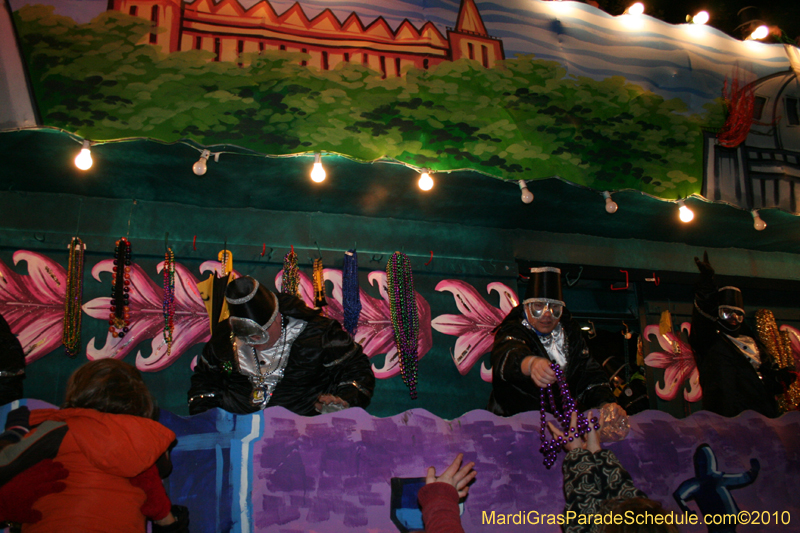 Krewe-of-Morpheus-2010-New-Orleans-Carnival-6658