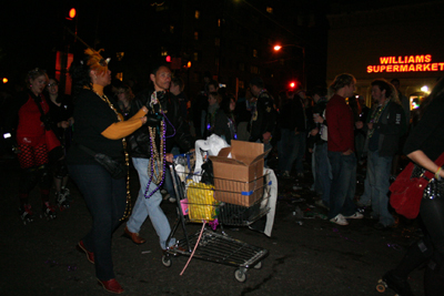 Krewe-of-Muses-2008-Mardi-Gras-New-Orleans-0887