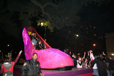 Krewe-of-Muses-2008-Mardi-Gras-New-Orleans-0925