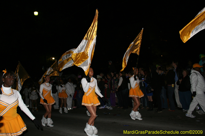 2009-Krewe-of-Muses-New-Orleans-Mardi-Gras-0478