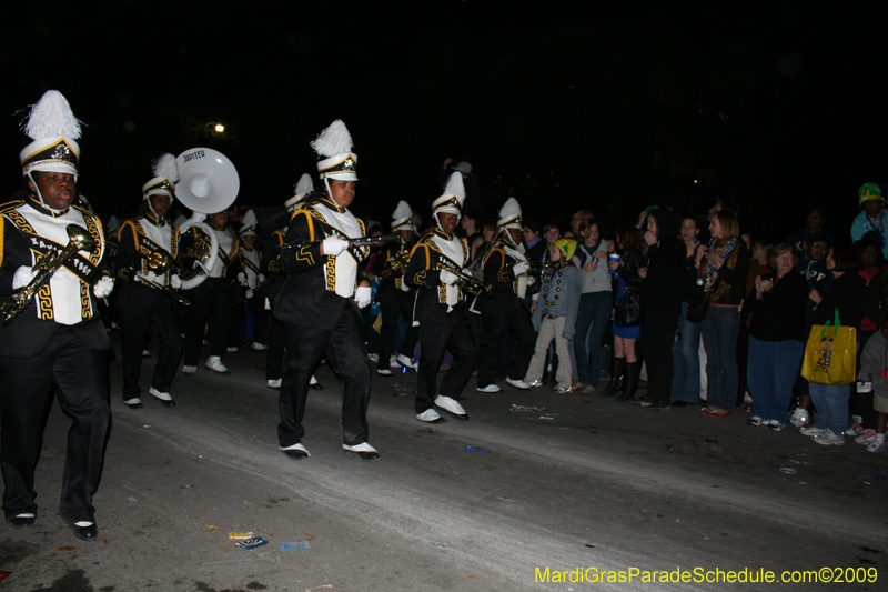2009-Krewe-of-Muses-New-Orleans-Mardi-Gras-0482