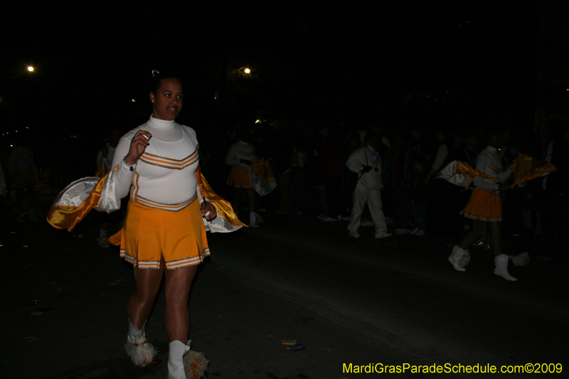 2009-Krewe-of-Muses-New-Orleans-Mardi-Gras-0488