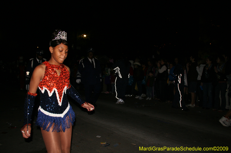 2009-Krewe-of-Muses-New-Orleans-Mardi-Gras-0511