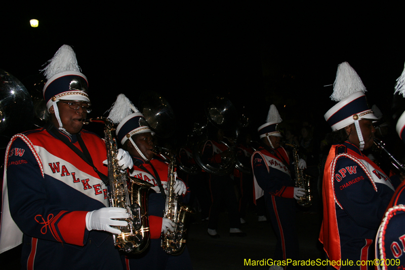2009-Krewe-of-Muses-New-Orleans-Mardi-Gras-0524