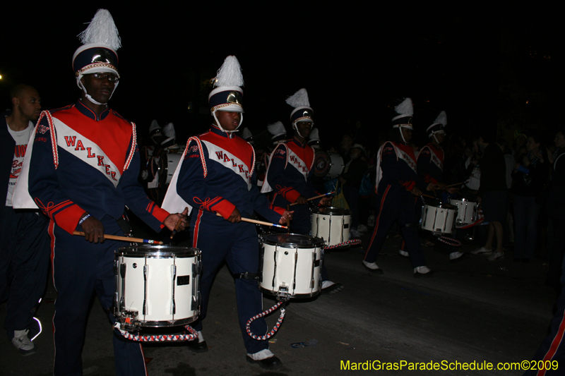 2009-Krewe-of-Muses-New-Orleans-Mardi-Gras-0527