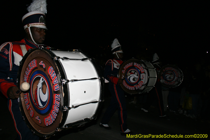 2009-Krewe-of-Muses-New-Orleans-Mardi-Gras-0528
