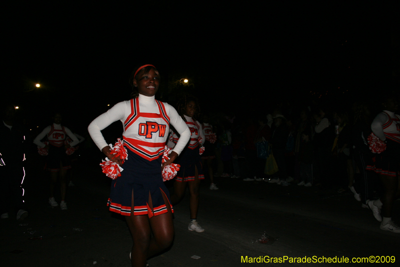 2009-Krewe-of-Muses-New-Orleans-Mardi-Gras-0537