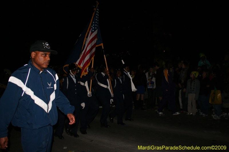 2009-Krewe-of-Muses-New-Orleans-Mardi-Gras-0545