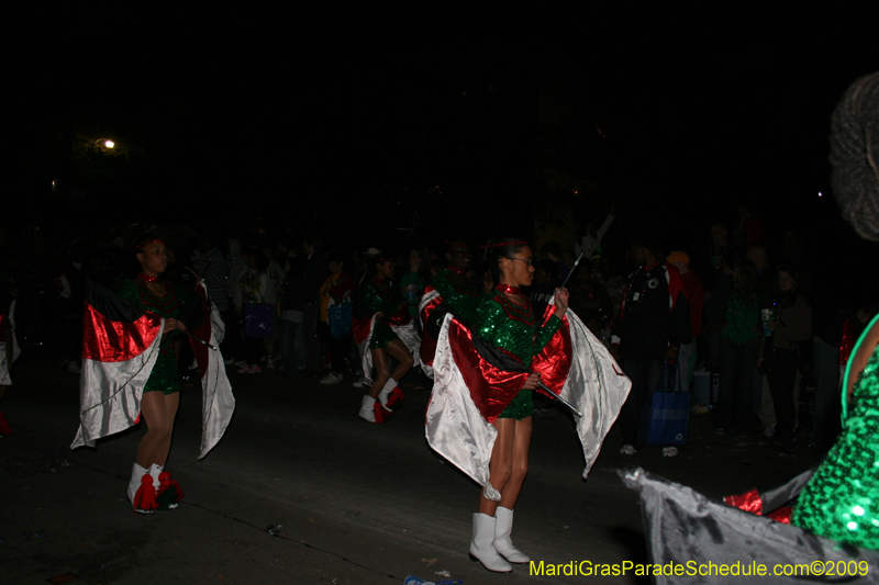 2009-Krewe-of-Muses-New-Orleans-Mardi-Gras-0836