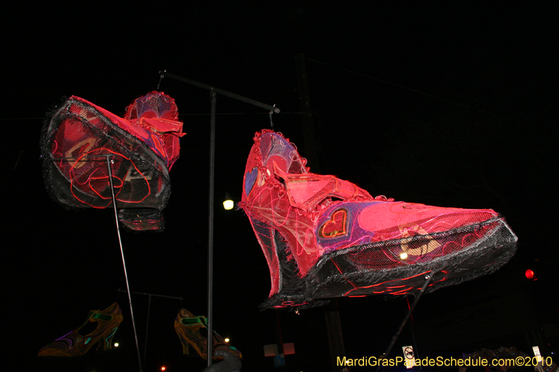 Krewe-of-Muses-2010-Carnival-New-Orleans-6788