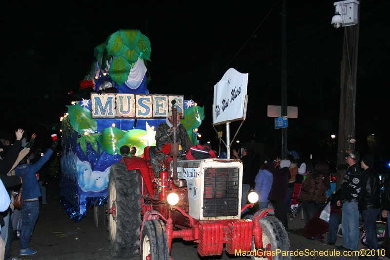 Krewe-of-Muses-2010-Carnival-New-Orleans-6799