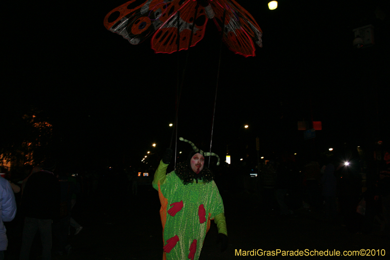 Krewe-of-Muses-2010-Carnival-New-Orleans-6806