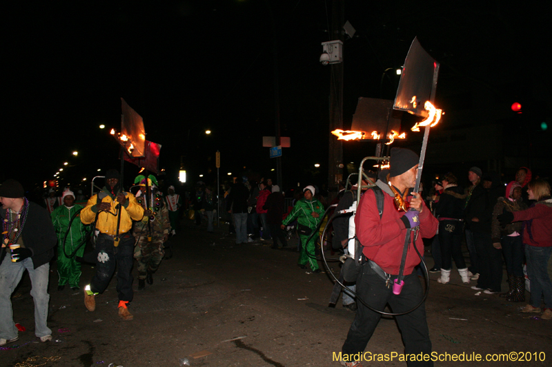 Krewe-of-Muses-2010-Carnival-New-Orleans-6843